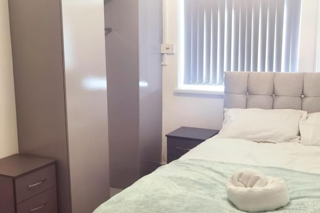 Lovely 3 Bed Ground Floor Apartment Near Qe Hospital Harborne Birmingham New Exteriér fotografie