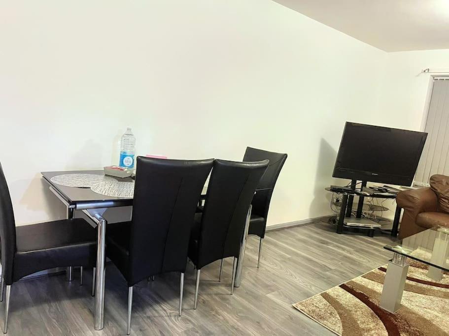 Lovely 3 Bed Ground Floor Apartment Near Qe Hospital Harborne Birmingham New Exteriér fotografie