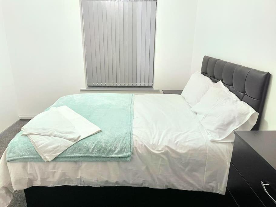 Lovely 3 Bed Ground Floor Apartment Near Qe Hospital Harborne Birmingham New Exteriér fotografie