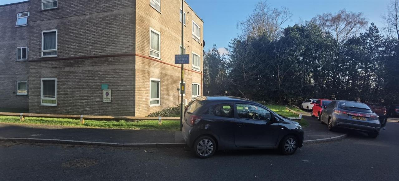 Lovely 3 Bed Apartment Near Qe Hospital Harborne Birmingham New Exteriér fotografie